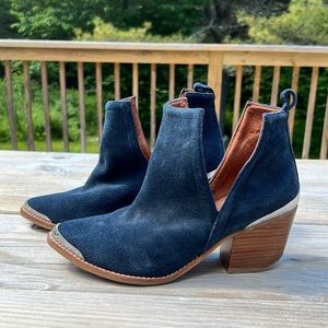 Jeffrey Campbell Block Heel Ankle Cowboy Boot Navy Suede size 8 NEW